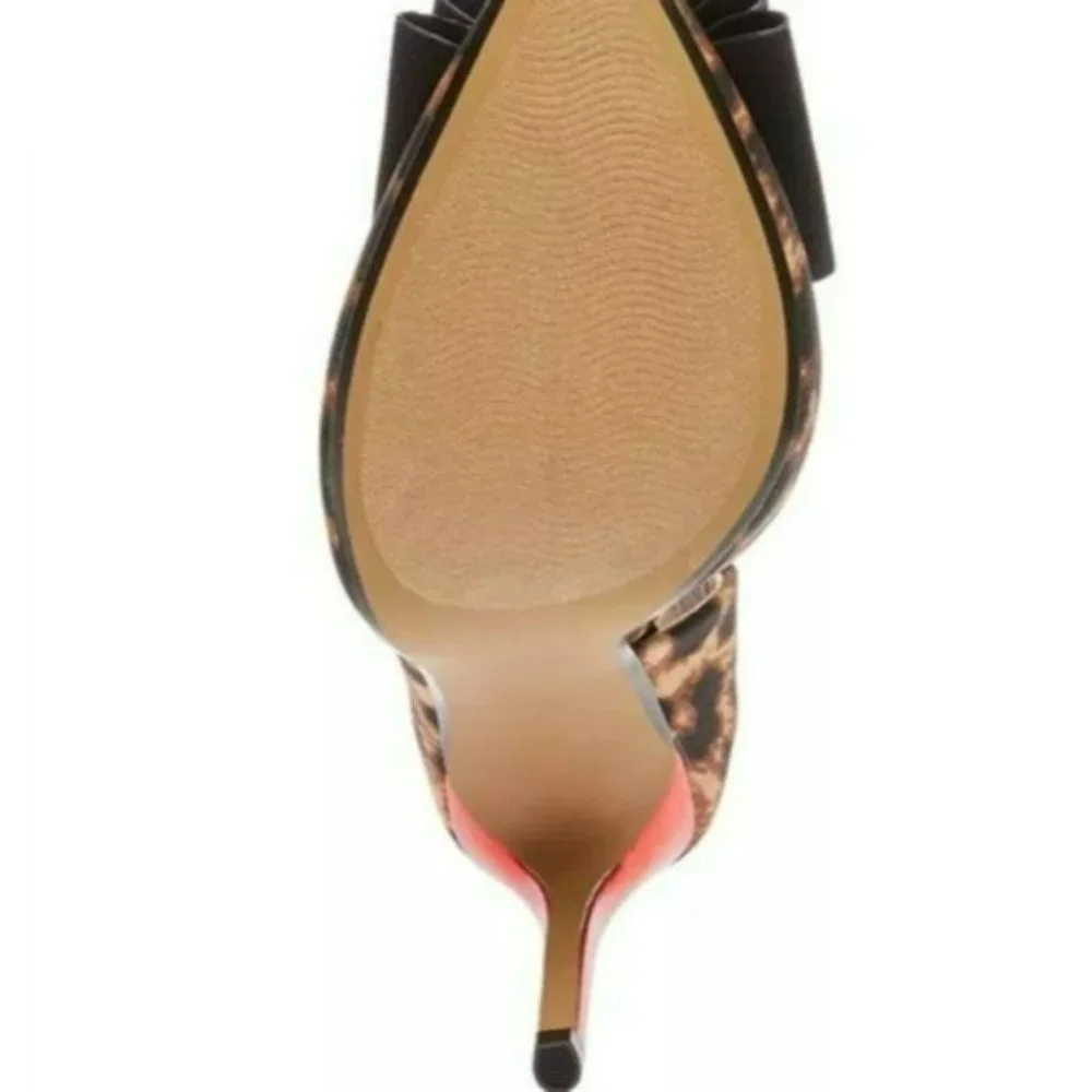 Betsy Johnson Prince-P Leopard Heels -7 - Picture 2 of 8